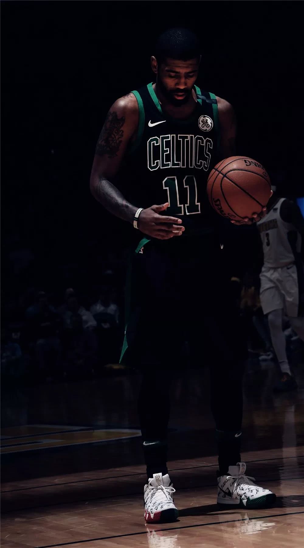 中稳住了脚 中稳住了脚