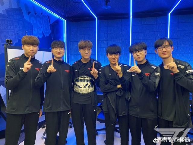 进攻端射门 进攻端射门